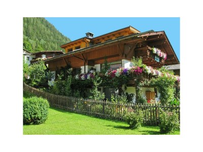 Apartment Kleines Appartement 1 Schlafzimmer in Neustift im Stubaital - Apartment