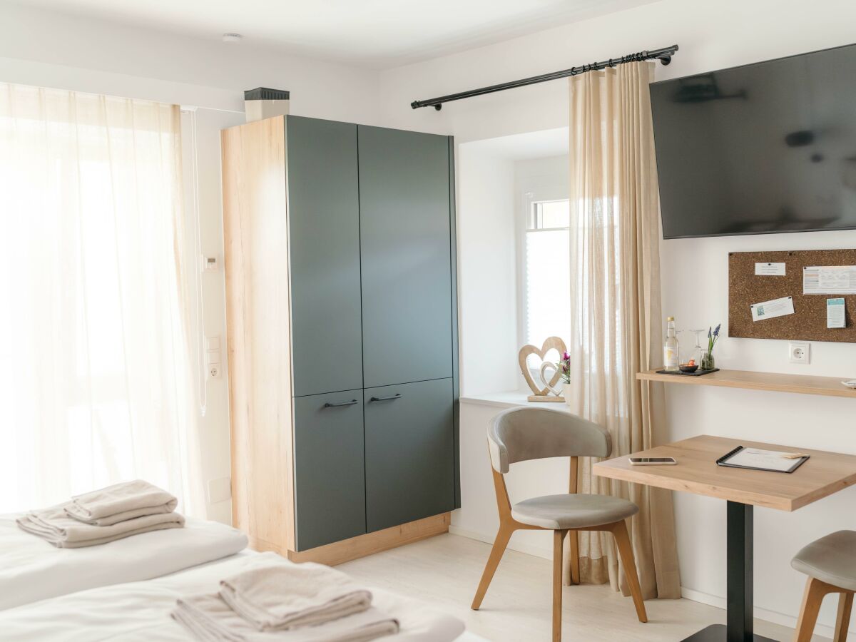 Holiday room Appartement, Küche, Dusche/WC, Terrasse, Gartenblick - Outdoor photo 2