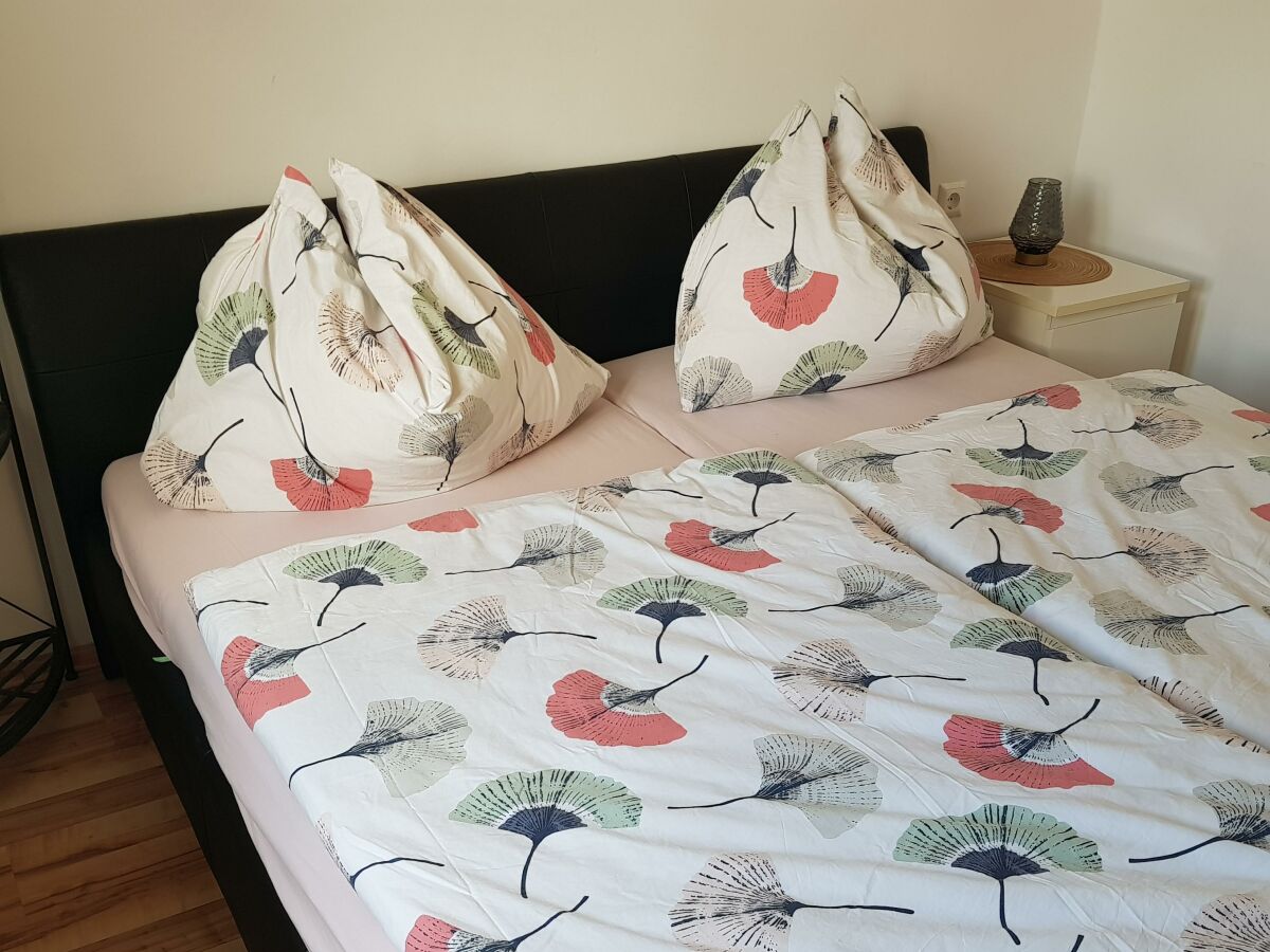 Apartment Ferienhaus, Dusche und Bad, WC - Outdoor photo 2