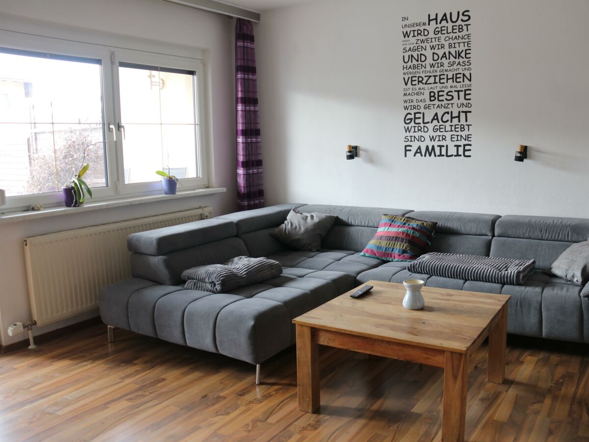 Apartment Ferienhaus, Toilette und Bad/Dusche getrennt, ruhi