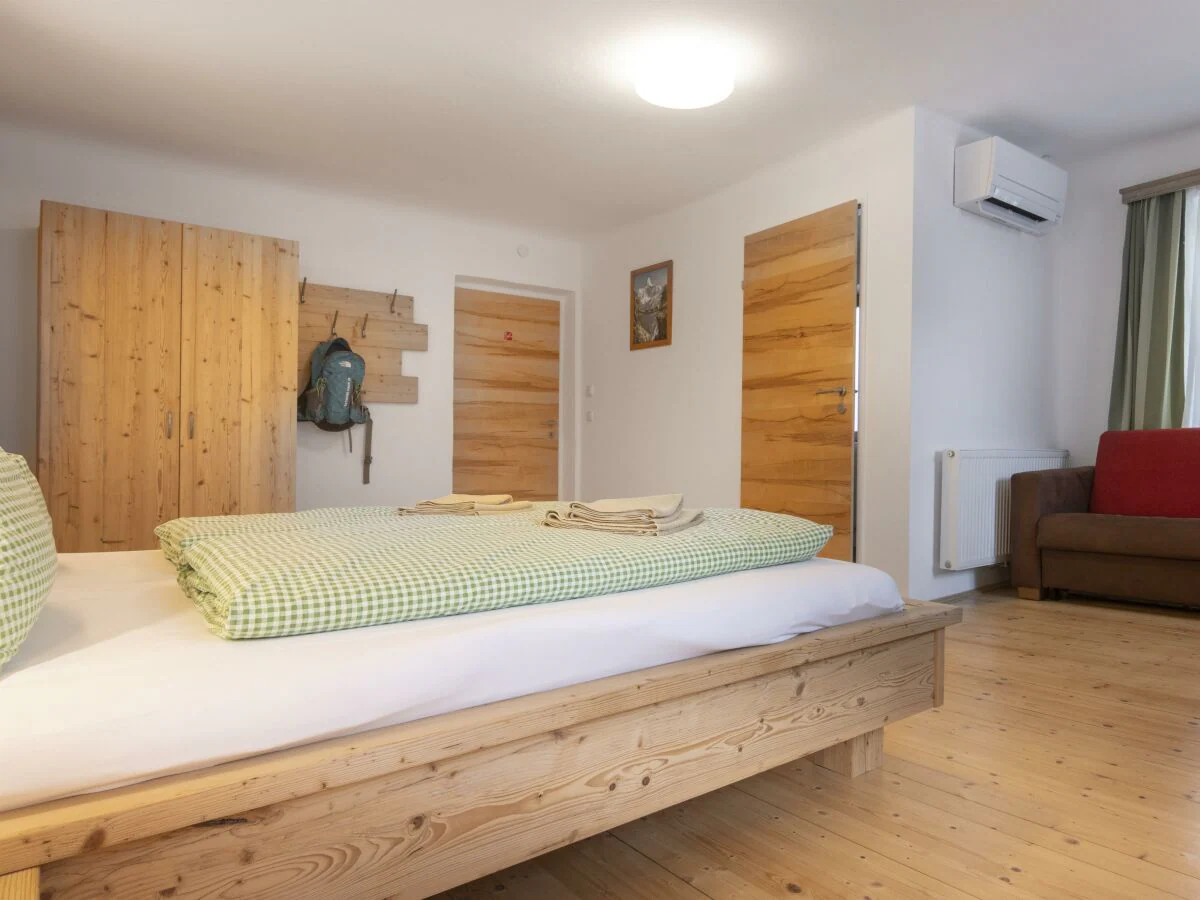 Holiday room Familienzimmer für 2 Erwachsen + 2 Kinder