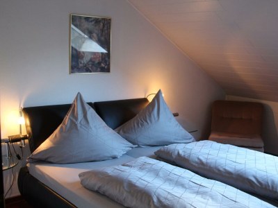 Apartment 2-Raum-Appartement mit Bad/WC, sep.2 WC,Tiefgarage - Outdoor photo 5