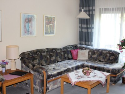 Apartment 2-Raum-Appartement mit Bad/WC, sep.2 WC,Tiefgarage - Outdoor photo 10