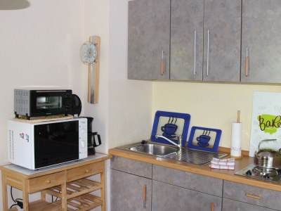 Apartment 2-Raum-Appartement mit Bad/WC, sep.2 WC,Tiefgarage - Outdoor photo 14