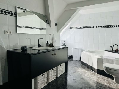 Apartment Appartement/Fewo, Dusche und Badewanne, 3 Schlafrä - Features photo 22