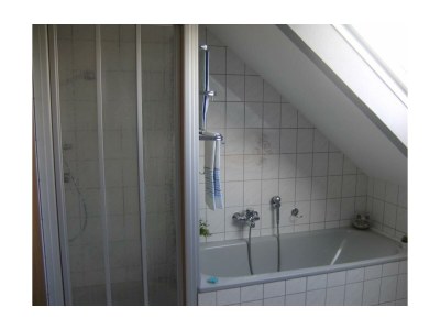 Apartment Appartement/Fewo, Dusche und Bad, WC, Balkon - Features photo 9