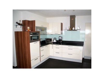 Apartment Appartement/Fewo, Dusche und Bad, WC, 3 Schlafräum - Outdoor photo 3