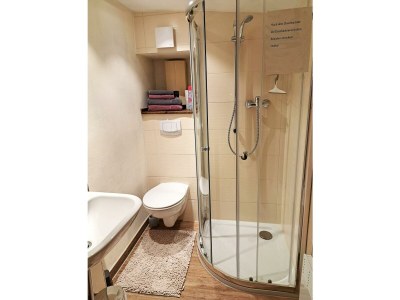 Apartment Ferienhaus, Dusche, WC, 4 oder mehr Schlafräume - Outdoor photo 15