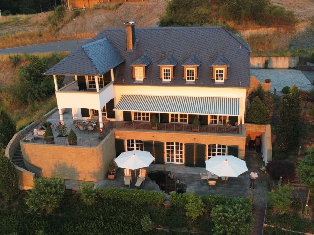 Apartment Ferienwohnung "Auszeit  Im alten Weinberg"