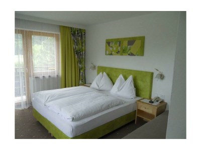 Holiday room Familienzimmer,Dusche,WC,TV,Telefon,Fön - Features photo 17