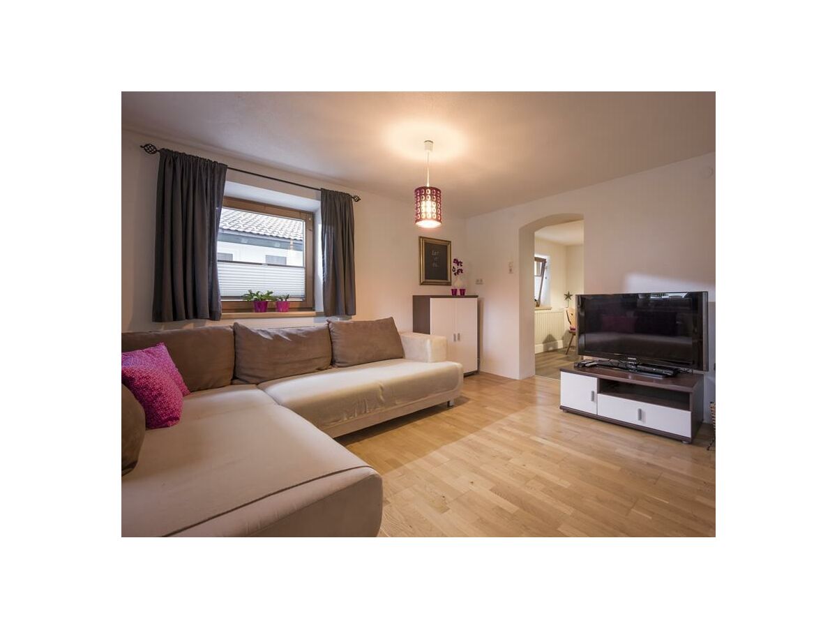 Apartment App./Fewo, 2 Schlafräume (2-6 Pers.), Bad, WC,