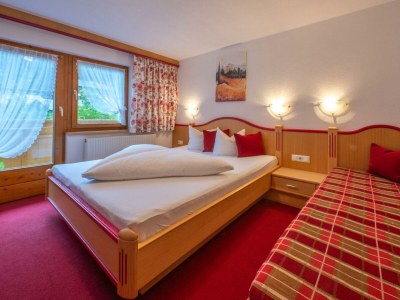 Apartment "Apartment 2" (8-13 Pers.)/5 Schlafräume/DU, WC - Features photo 20