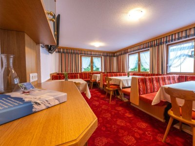 Apartment "Apartment 2" (8-13 Pers.)/5 Schlafräume/DU, WC - Features photo 22