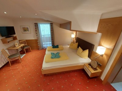 Holiday room Doppelzimmer Nr. 6, Dusche / WC + Balkon - Features photo 53