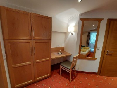Holiday room Doppelzimmer Nr. 6, Dusche / WC + Balkon - Features photo 62