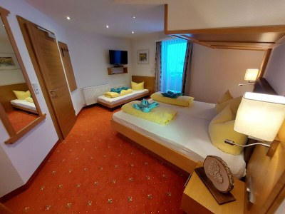 Holiday room Doppelzimmer Nr. 6, Dusche / WC + Balkon - Features photo 69