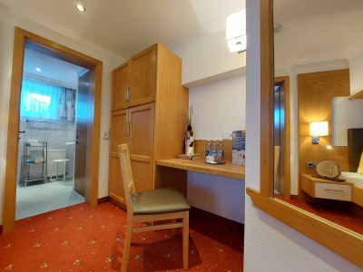 Holiday room Doppelzimmer Nr. 6, Dusche / WC + Balkon - Features photo 71