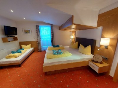 Holiday room Doppelzimmer Nr. 6, Dusche / WC + Balkon - Features photo 74