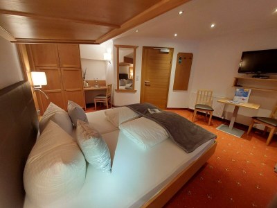 Holiday room Doppelzimmer Nr. 6, Dusche / WC + Balkon - Features photo 76