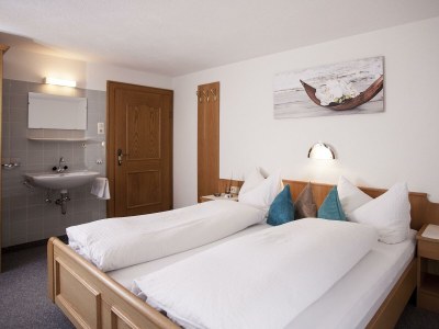 Apartment Wohnung 4-8 Pax /3 ZI./Du/ Bad/WC - Features photo 12