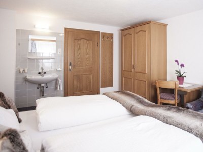 Apartment Wohnung 4-8 Pax /3 ZI./Du/ Bad/WC - Features photo 28