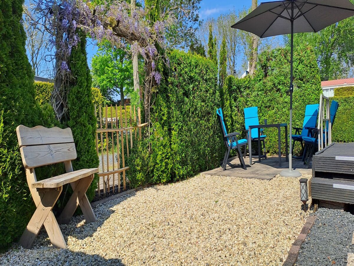 Holiday house Gemütliches Chalet in Tzummarum - Outdoor photo 5