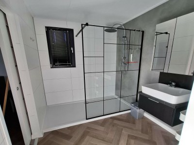 Holiday house Romantisches 4-Personen-Chalet am Wasser - Features photo 5