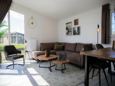 Holiday house Romantisches 4-Personen-Chalet am Wasser - Features photo 10