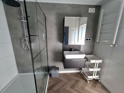 Holiday house Romantisches 4-Personen-Chalet am Wasser - Features photo 13