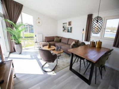 Holiday house Romantisches 4-Personen-Chalet am Wasser - Features photo 18