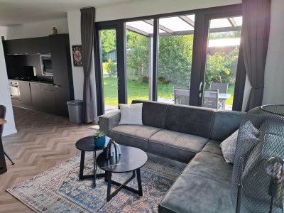 Holiday house Romantisches 4-Personen-Chalet am Wasser - Features photo 20