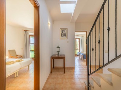 Holiday house Sa Tanca in Sant Joan mit Infinity Pool - Features photo 33