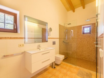 Holiday house Sa Tanca in Sant Joan mit Infinity Pool - Features photo 42