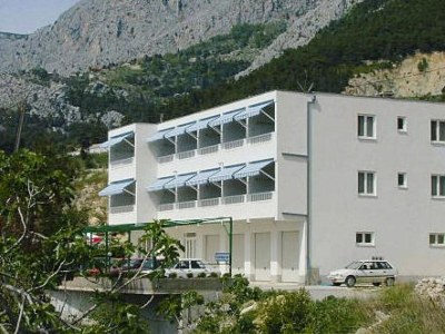 Holiday park Villa in Nemira mit Meerblick und Wandern in Riviera Omiš - Holiday park