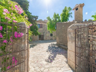 Holiday house Es Rafal with Mountain Views - Features photo 26