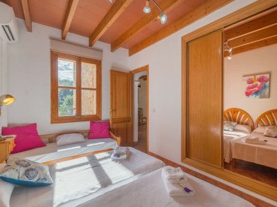 Villa Landhaus Banyols mit Pool - Features photo 21