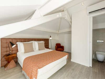 Apartment Spacious 4-Bedroom Apartment in Porto - Features photo 8