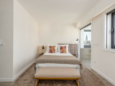 Apartment Spacious 4-Bedroom Apartment in Porto - Features photo 9