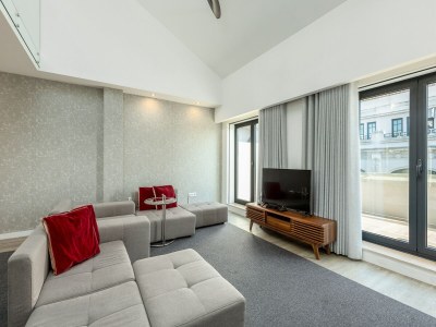 Apartment Spacious 4-Bedroom Apartment in Porto - Features photo 21