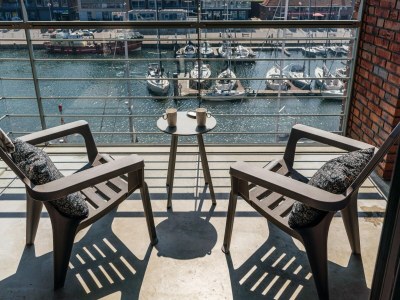 Apartment Harbor Breeze: Moderner Aufenthalt - Outdoor photo 2