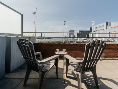 Apartment Comfort at Hellingweg Haven - Outdoor photo 2