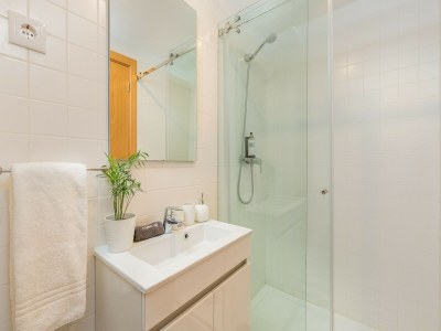 Apartment 2 Bedroom Apartment in Oporto - Features photo 7