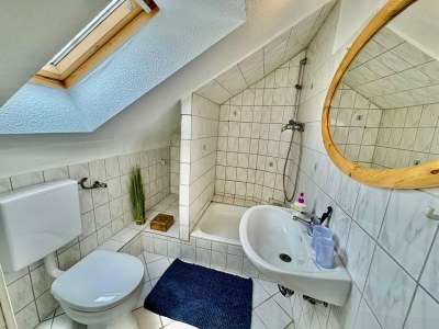 Apartment Riverside Retreat with Comfort - Features photo 6