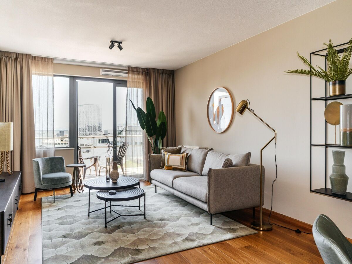 Apartment Lovely apartment by the beach