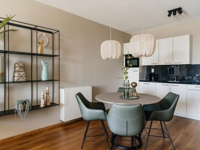 Apartment Lovely apartment by the beach - Features photo 25