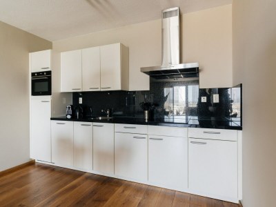 Apartment Lovely apartment by the beach - Features photo 26