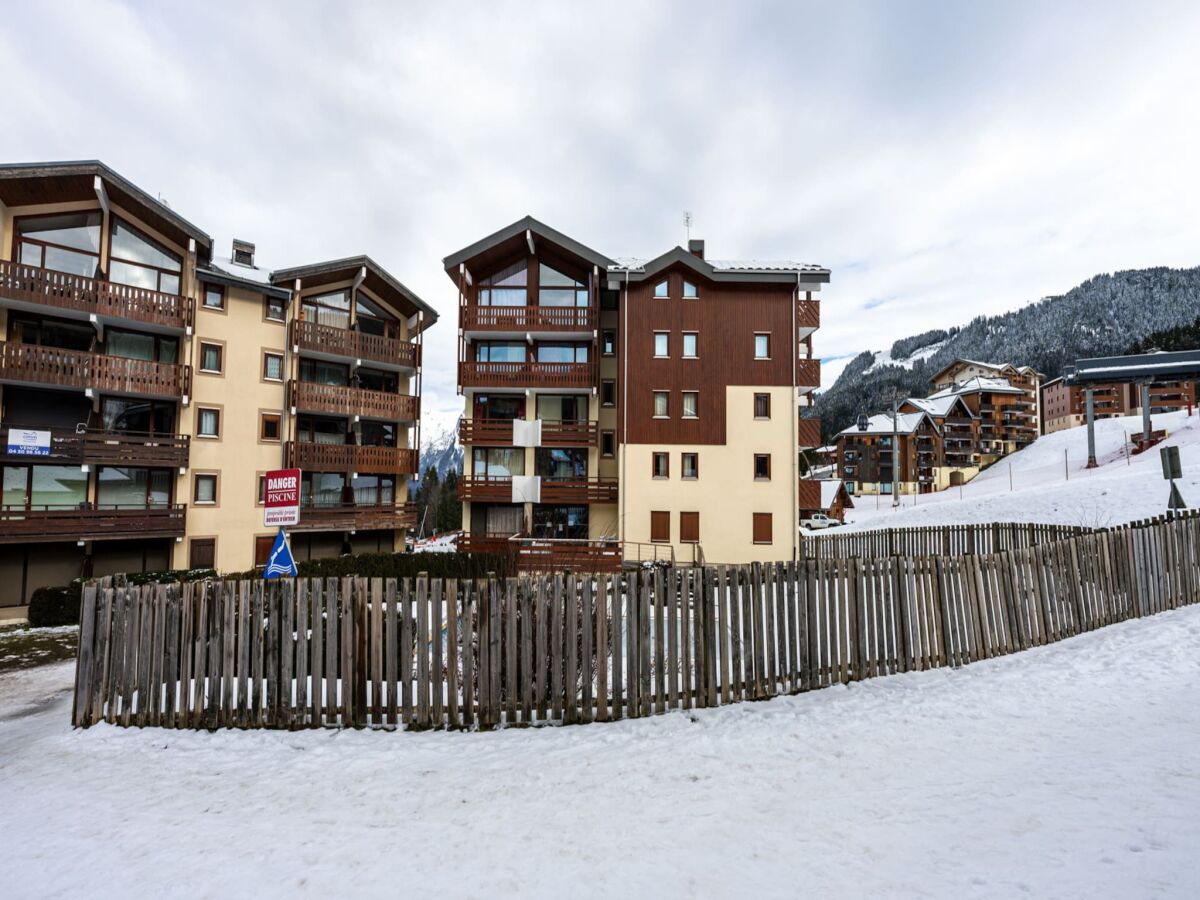 Apartment Apartment in Morillon near Ski Slopes - Outdoor photo 2