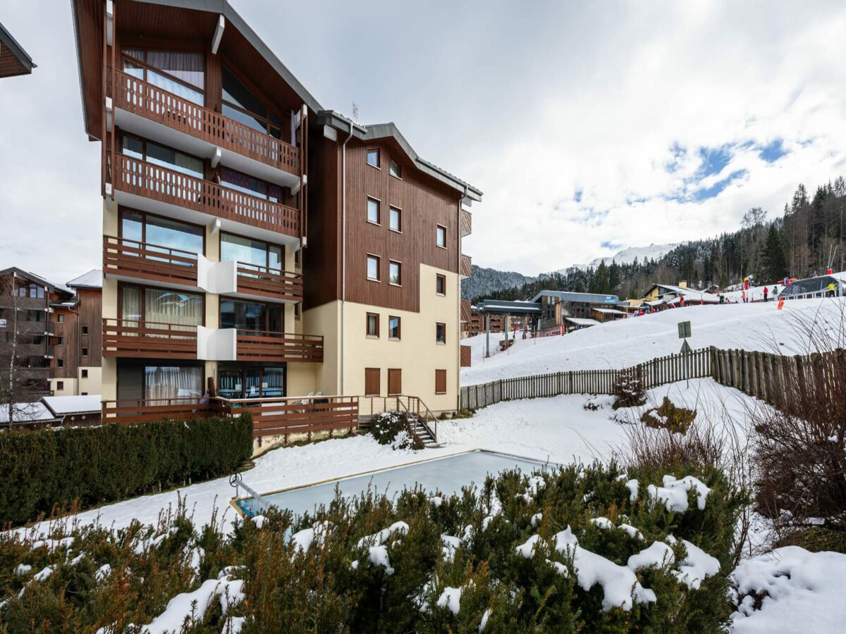 Apartment Apartment in Morillon near Ski Slopes - Outdoor photo 5