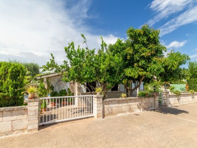 Villa Can Content Villa with Pool & Garden - Features photo 18