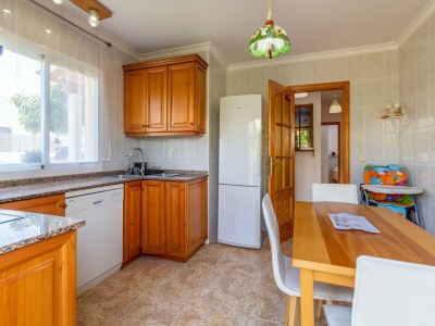 Villa Can Content Villa with Pool & Garden - Features photo 22